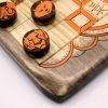 Juego Dou shou qi hecho a mano de madera con fichas naranjas | juego damas madera | juego mesa madera | juego de mesa parchís madera | juegos de mesa artesanales en madera | productos artesanales online