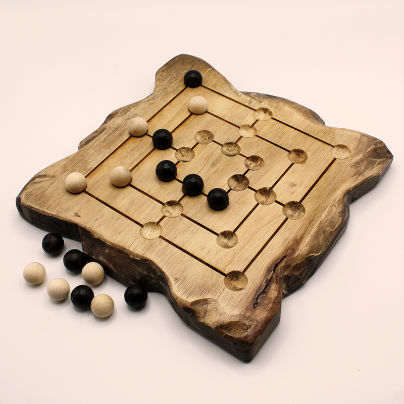 Juego el Molino hecho de madera | ajedrez y damas de madera | dominos artesanales | Producto artesanal | estrategia | juegos de mesa históricos | Laplazoleta Madrid