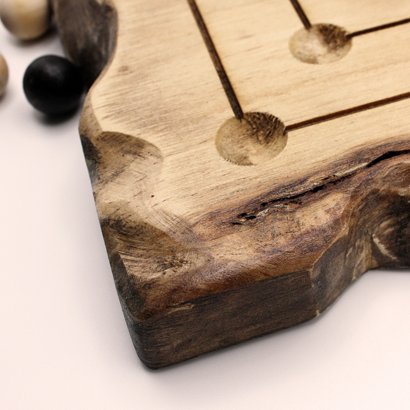 Juego el Molino hecho de madera | ajedrez y damas de madera | dominos artesanales | Producto artesanal | estrategia | juegos de mesa históricos | Laplazoleta Madrid