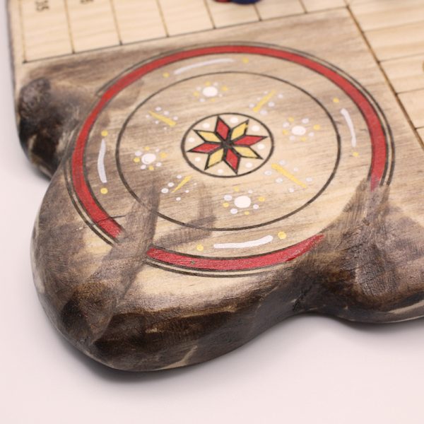 Juego parchis Kaira hecho a mano parte roja | parchis de madera | dominos artesanales | Producto artesanal | estrategia | juegos de mesa históricos | Laplazoleta Madrid
