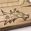 Detalle dragon juego madera Senet Valhalla | juego piezas de madera | parchís madera |juegos de mesa de madera con canicas |juego de mesa torre de madera | Ajedrez | La Plazoleta Madrid