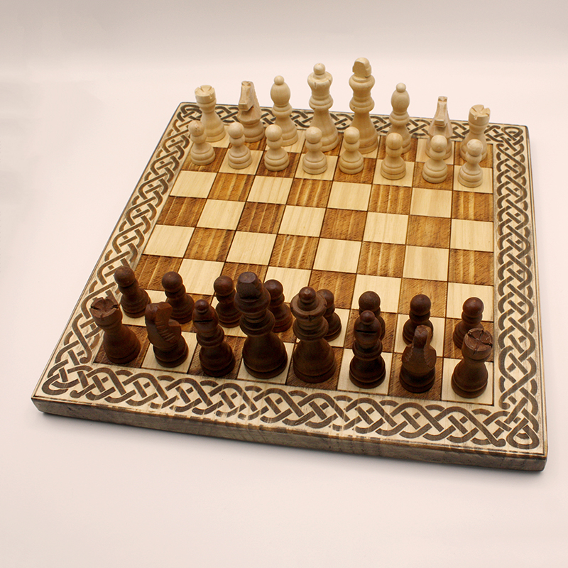 Set completo de ajedrez bergen tallado a mano en madera | juego damas madera | juego mesa madera | juego de mesa parchís madera | juegos de mesa artesanales en madera | productos artesanales online