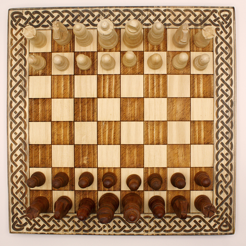 Set completo de ajedrez bergen tallado a mano en madera | juego damas madera | juego mesa madera | juego de mesa parchís madera | juegos de mesa artesanales en madera | productos artesanales online