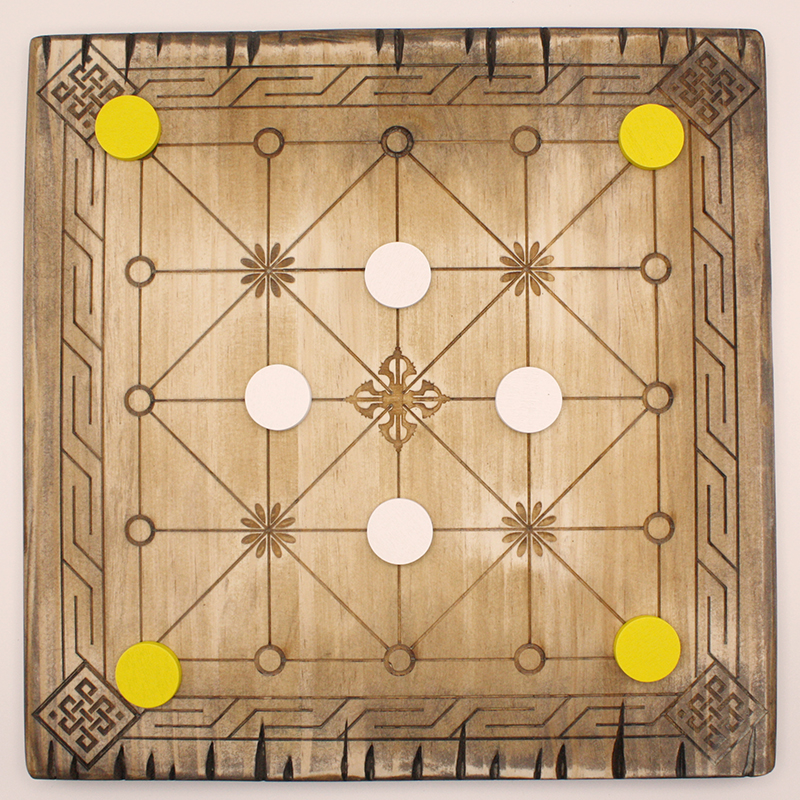 Juego de mesa hecho a mano Baghchal | ajedrez y damas de madera | dominos artesanales | Producto artesanal | estrategia | juegos de mesa históricos | Laplazoleta Madrid