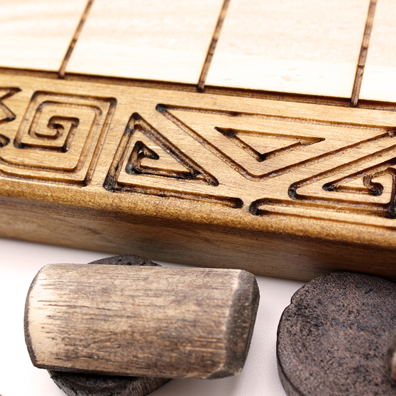 Tablero de madera del juego Puluc Aruma | juego damas madera | juego mesa madera | juego de mesa parchís madera | juegos de mesa artesanales en madera | productos artesanales online