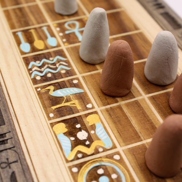 juego de madera con piezas de arcilla Senet Maat | juego histórico | juego de mesa de madera | juego artesanale | Hecho a mano | La Plazoleta